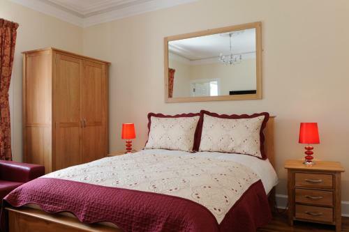 Apartamentos Edinburgh City Suites