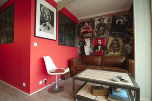 Vintage Apartment