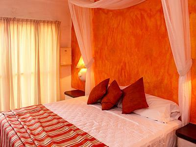 Hotel Plaza Tucanes
