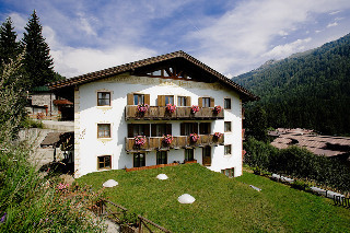Hotel Perla - Swadeshi Hotels