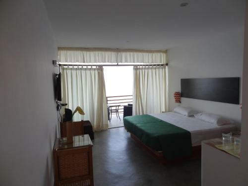 Akas Apartments