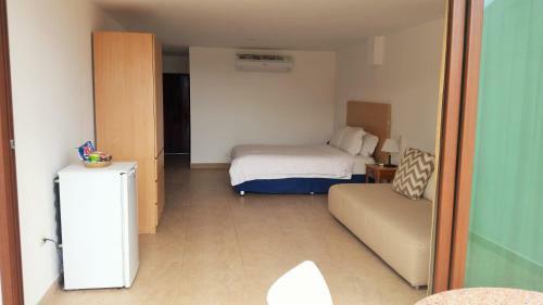 Hotel Baja Monta�ita