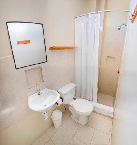 Hostal Chescos Almar