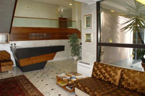 Hotel Iris