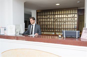 Hotel Flora