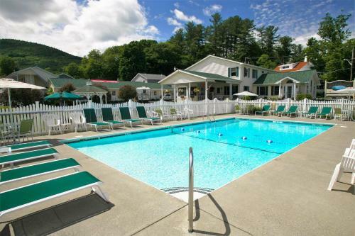 Motel The Heritage Of Lake George