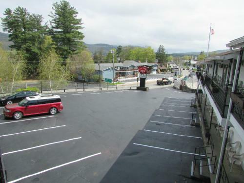 Motel The Lake George Inn