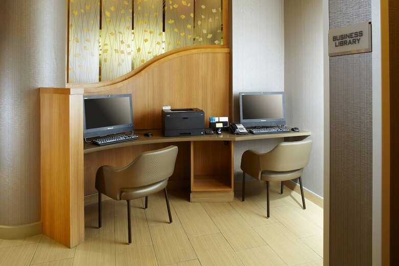 Hotel Springhill Suites By Marriott Chicago Waukegan/gurnee