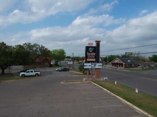 Motel Executive Inn & Suites Beeville