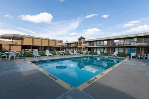 Motel Serena Inn