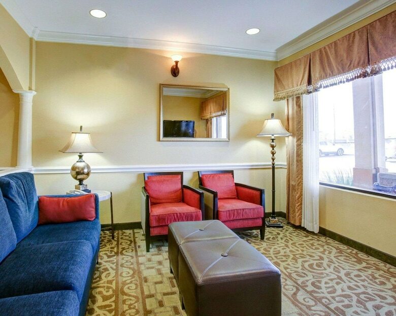 Hotel Comfort Suites Brenham