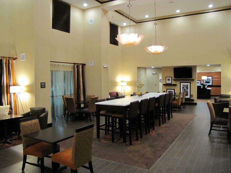 Posada Hampton Inn & Suites Jamestown