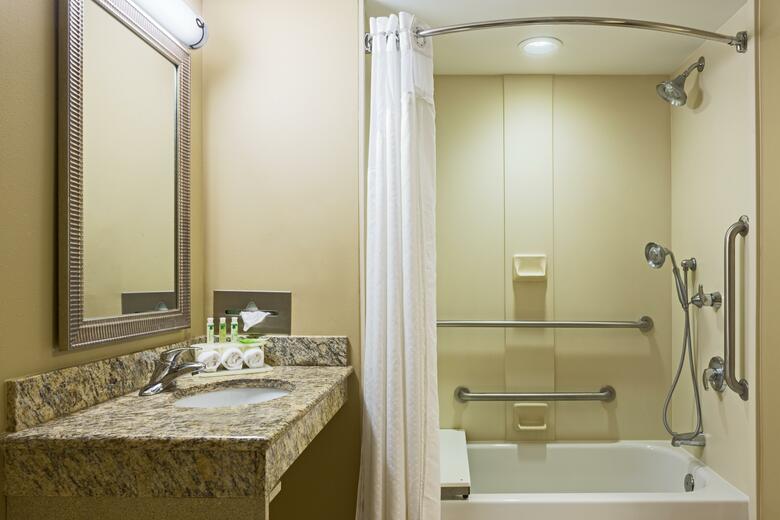Holiday Inn Express Hotel & Suites Fort Pierce West