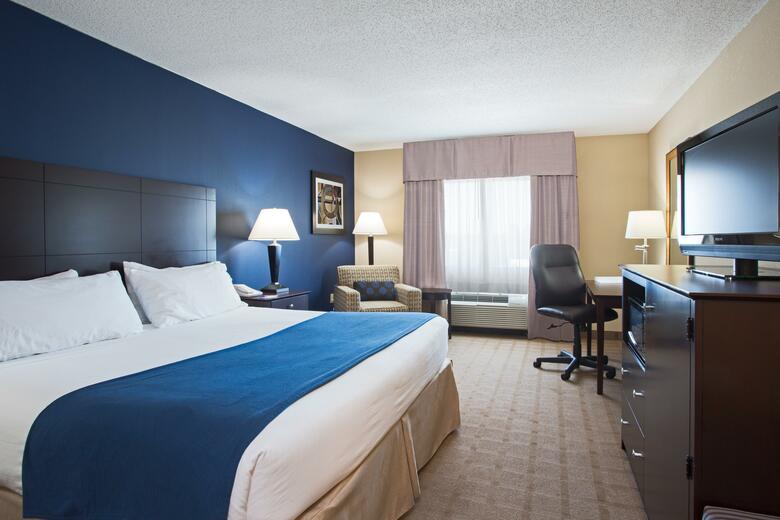 Holiday Inn Express Hotel & Suites Fort Pierce West