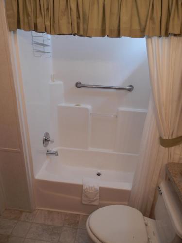 Lodge Road Runner Travel Resort
