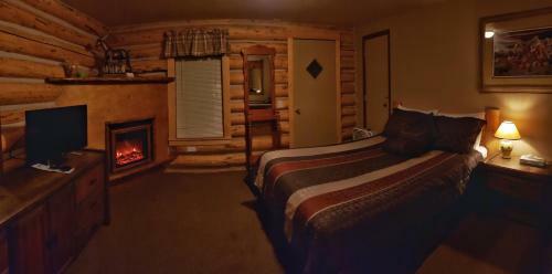 San Juan Motel & Cabins