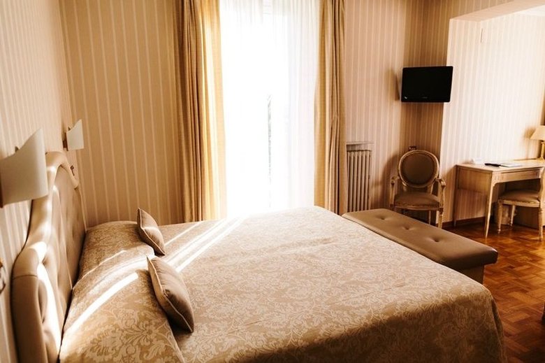 Hotel Metropole