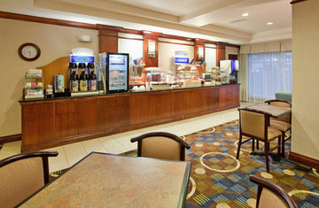 Hotel Holiday Inn Express Lawrence