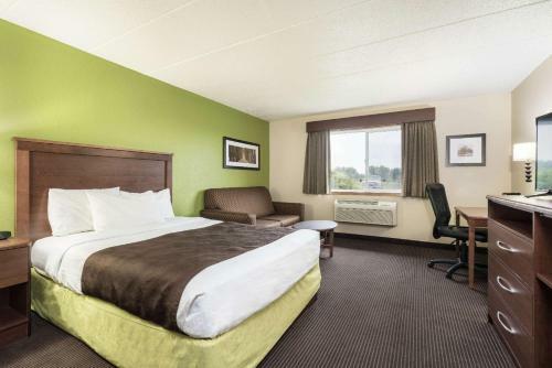 Hotel Americinn Of Little Falls