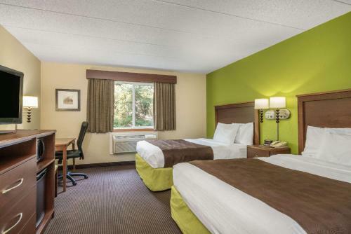 Hotel Americinn Of Little Falls