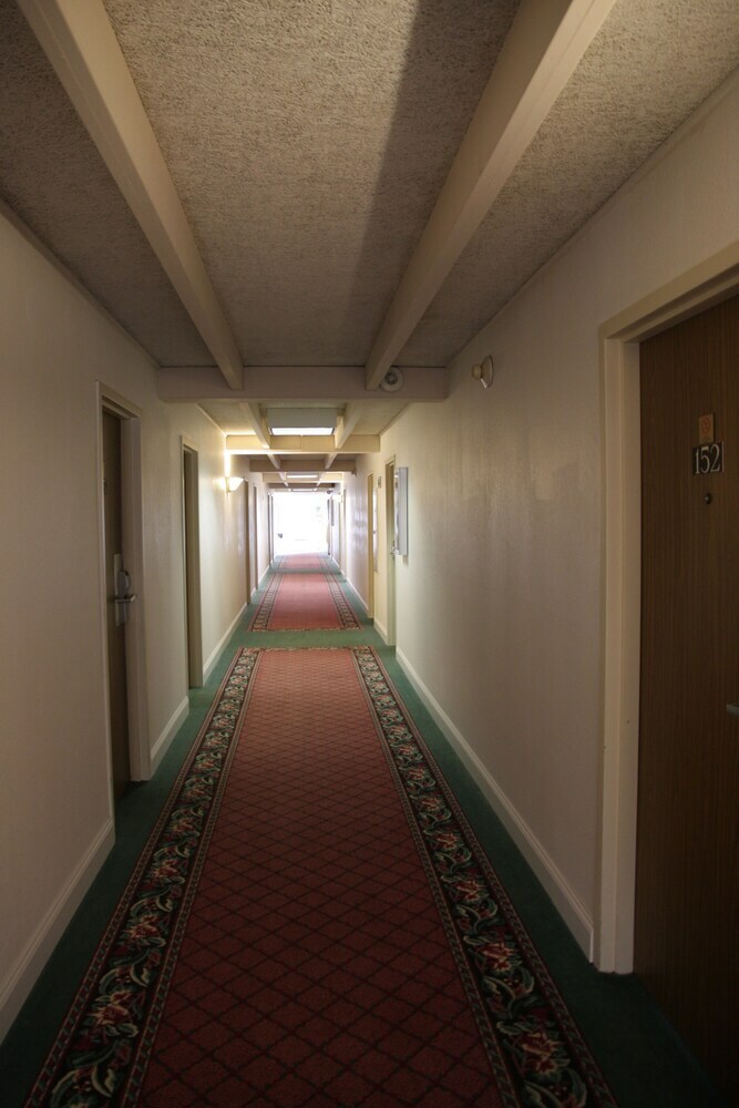 Hotel New Stanton Garden Inn