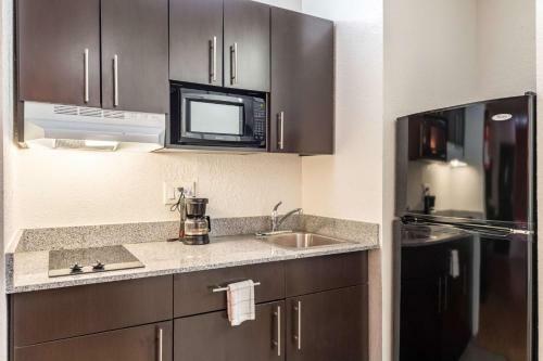Motel 6 Uvalde