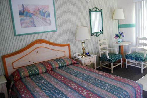 Redwood Motel