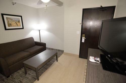 Holiday Inn Express Hotel & Suites Liberal
