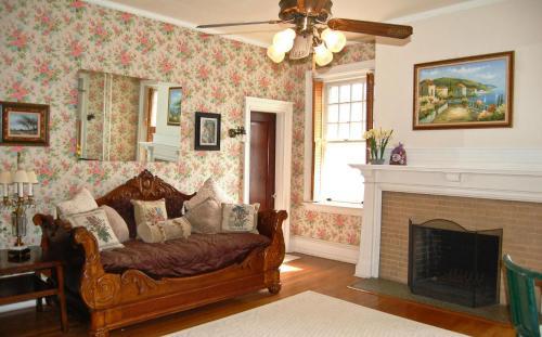 Bed & Breakfast Albanus Phillips Inn
