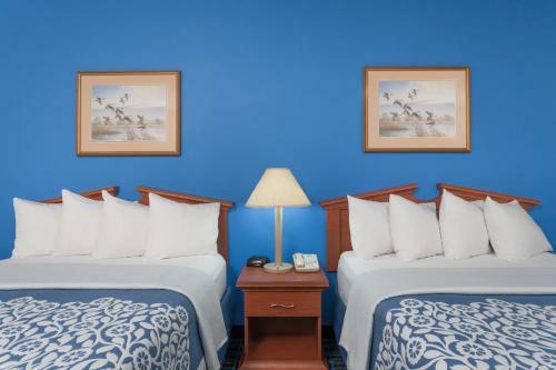 Hotel Days Inn & Suites Cambridge