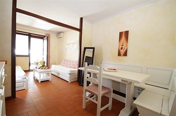Residence T-village