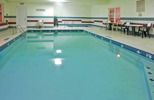 Hotel Country Inn & Suites Birch Run