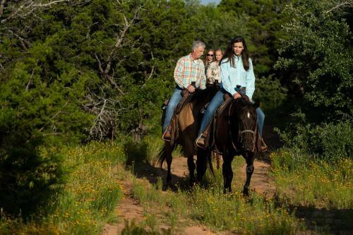Hotel Wildcatter Ranch And Resort