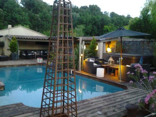Hostal Les Chambres D'h�tes De La Ferrage