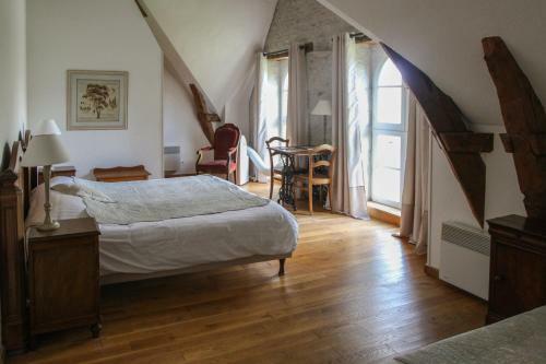 Hostal Maison D'h�tes Domaine De La Rhue