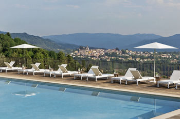 Hotel Renaissance Tuscany Il Ciocco Resort & Spa