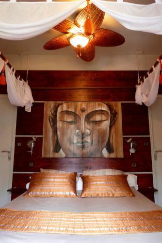Bed & Breakfast Chambres D'h�tes Et Table D'h�tes L'intemporelle