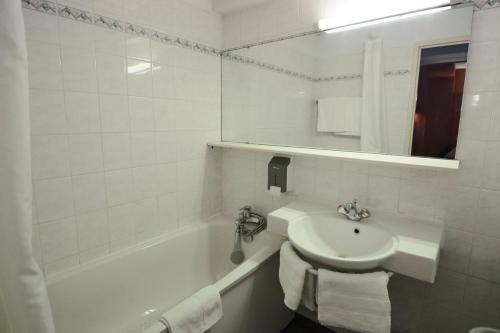 Hotel H�tel-r�sidence Baln�o Aladin