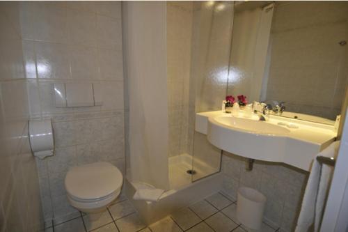 Hotel Contact H�tel Foch