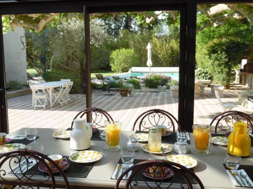 Bed & Breakfast Chambres D'h�tes Le Mas Du Platane