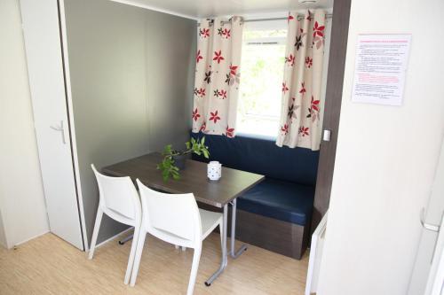 Hotel Camping La Cl� Des Champs