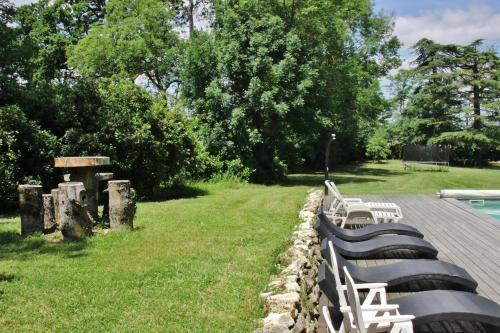 Agroturismo Chambres D'h�tes Le Jardin Des C�dres