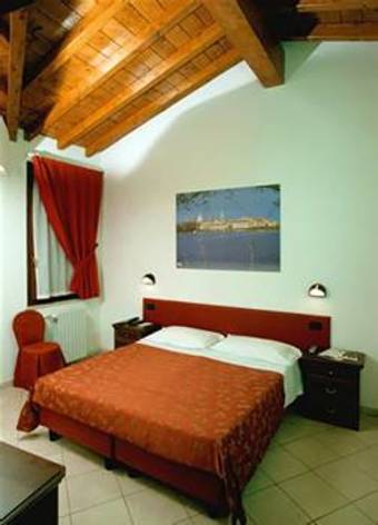 Abc Comfort Hotel Mantua City Centre