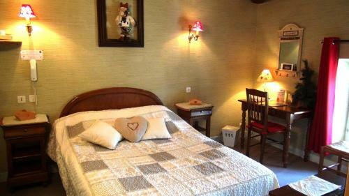 Hotel Logis Le Clos Du Montvinage Rest. Auberge Val de L'oise