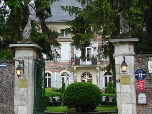 Hotel Logis Le Clos Du Montvinage Rest. Auberge Val de L'oise