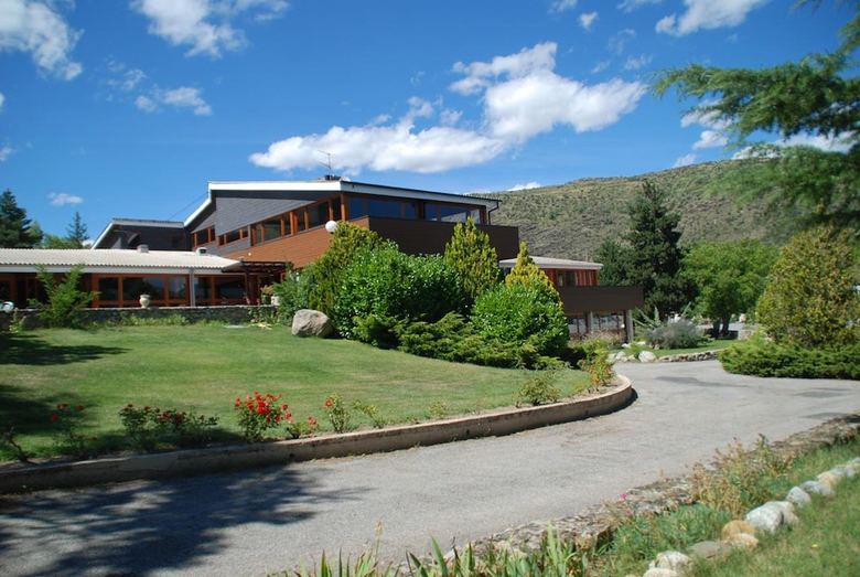 Hotel Village Club D' Yravals