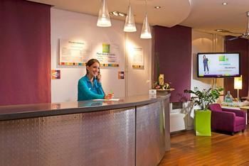 Hotel Ibis Styles Asnieres Centre