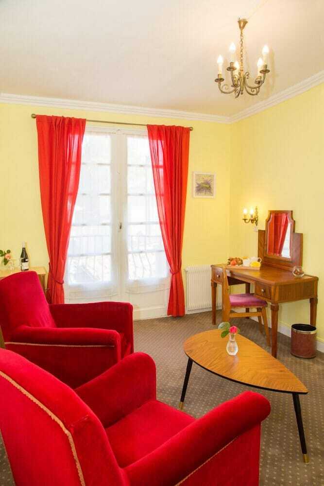 Hotel Hostellerie De La Roseraie
