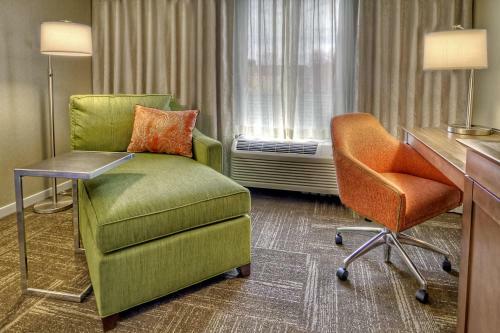Hotel Hampton Inn And Suites Asheville-i-26