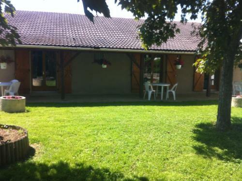 Bed & Breakfast Les Rolanges Chambres D'h�tes